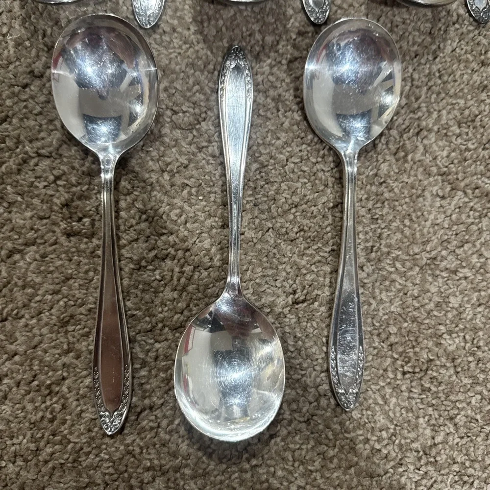 Lot Of 10 Oneida Community Par Plate Bridal Wreath 1915 Silverware Soup Spoons